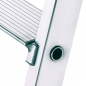 ZARGES Gebördelte Stufen Stehleiter Z300 Stufe Detail